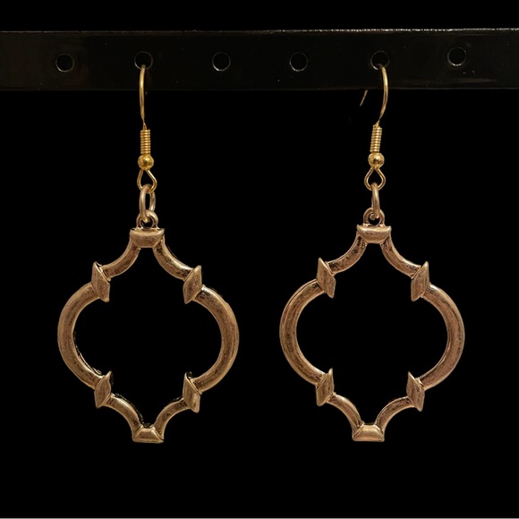 Jewelry - 1/23/23*** - 3 for $15 gold quatrefoil earrings